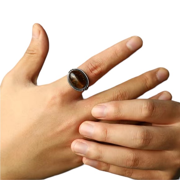 Tiger Eye Brown Solitaire and Silver Ring - Picture 5 of 7